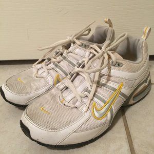 Nike Livestrong Air Max Women's Sneakers Size 7 Shoes